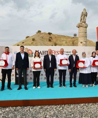 Kahta'nın yöresel lezzetleri KAHTAFEST'te tanıtıldı
