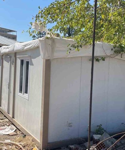 Adıyaman’da konteynerden klima çalan hırsızlar kayıplara karıştı