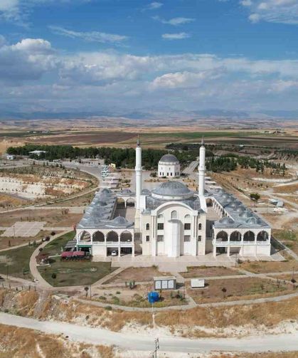 Yaşlılar ebru sanatıyla kendi eserlerini ortaya çıkardı