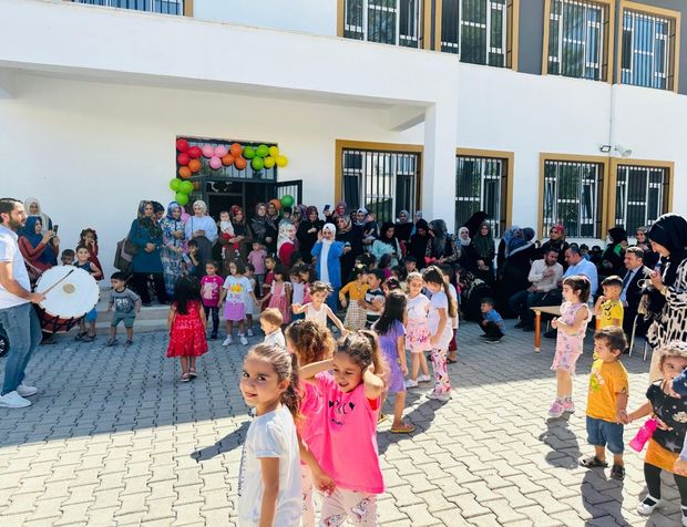 Kahta Şehit Şükrü Özmen Anaokulu eğitim vermeye başladı