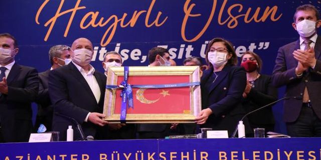 Gaziantep Büyükşehir Belediyesi'nde en düşük asgari ücret 3 bin 557 lira oldu - Videolu Haber