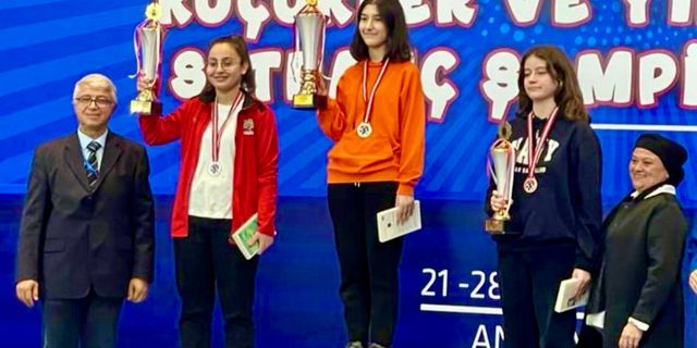 Satranç Türkiye şampiyonasında Şehitkamil rüzgarı esti