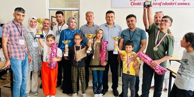 Öğrencilerden mangala turnuvasına büyük ilgi 