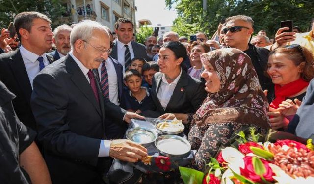 CHP Lideri Kılıçdaroğlu’na Adıyaman’da sevgi seli