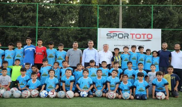 Geleceğin futbolcuları GSB Spor Okullarında yetişiyor 