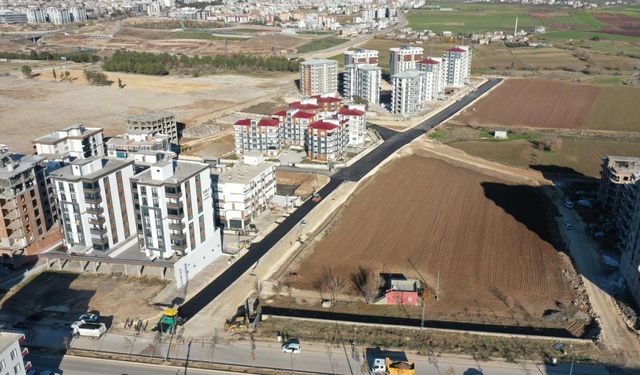 Altınşehir Mahallesi'nde asfalt çalışması