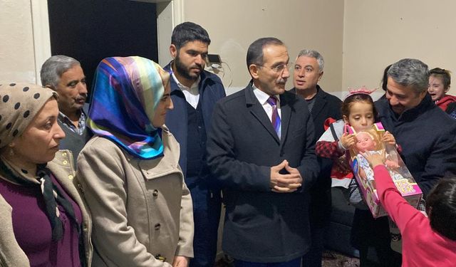 AK Parti heyetinden kaçırılan kızın ailesine ziyaret