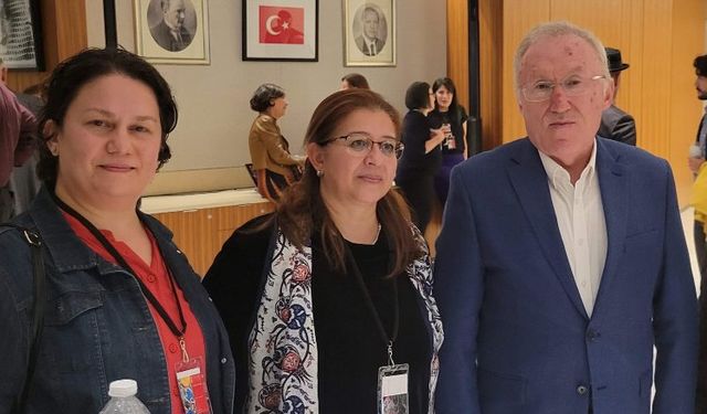ABD'li sanatçı R. Erkan Akbaş'tan Türkiye'ye destek