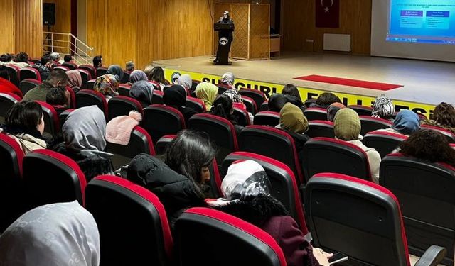 MEB, 1,2 milyon öğretmeni bilgilendiriyor