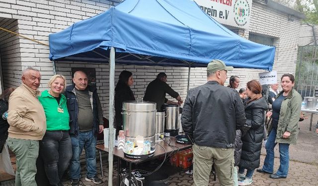 Alevi Derneği'nden ilk bahar şenliği