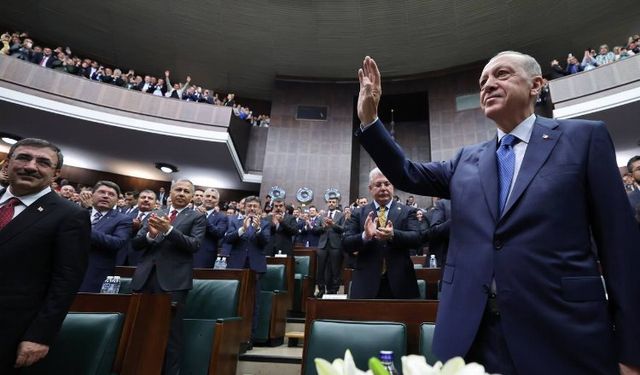 Cumhurbaşkanı Erdoğan'dan 28. dönemin ilk grubunda 'Anayasa' çağrısı