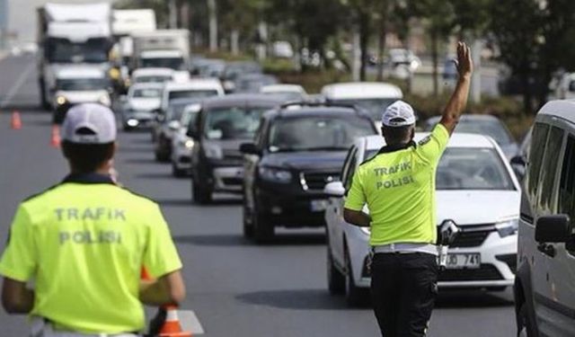 Bakan Yerlikaya'dan trafikte 'hız' uyarısı!