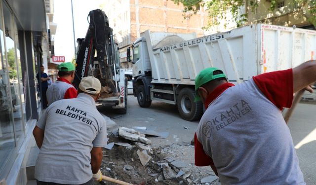 Başkan Turanlı: Yol bakım ve onarım çalışmalarımız aralıksız devam ediyor 