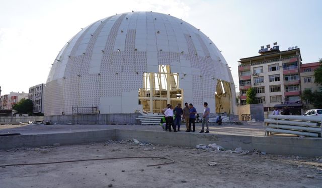 Meydan projesinde çalışmalar devam ediyor 