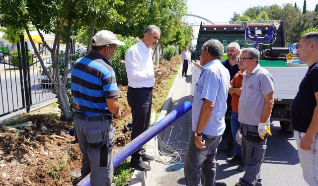 Yol bakım ve onarım çalışmaları aralıksız devam ediyor 