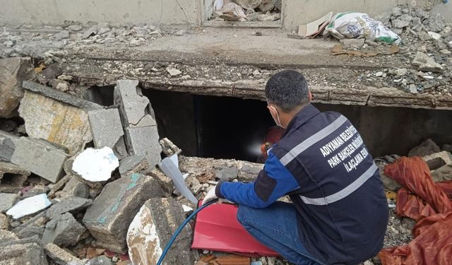 Adıyaman'da haşere ilaçlama çalışmalarına devam ediyor