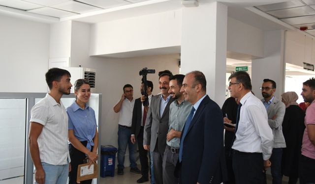 ADYÜ Diş Hekimliği Fakültesi Hastanesi hizmete açıldı 