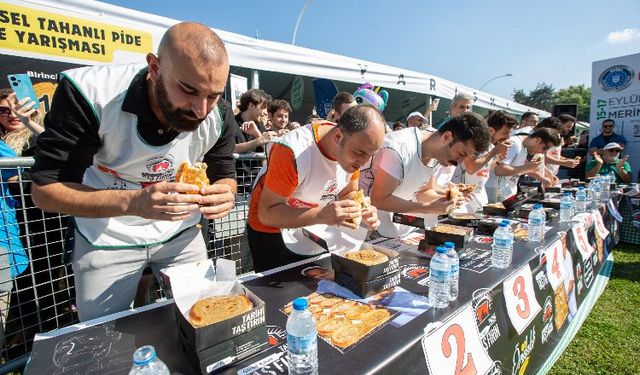 8 tahanlı pide yedi, 10 altın kazandı