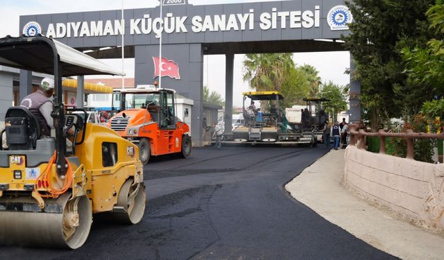 Küçük Sanayi Sitesi’nde asfaltlama çalışması sürüyor