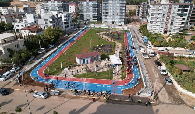 Cumhuriyet Mahallesi'ne 5 bin metrekarelik yeni park yapıldı