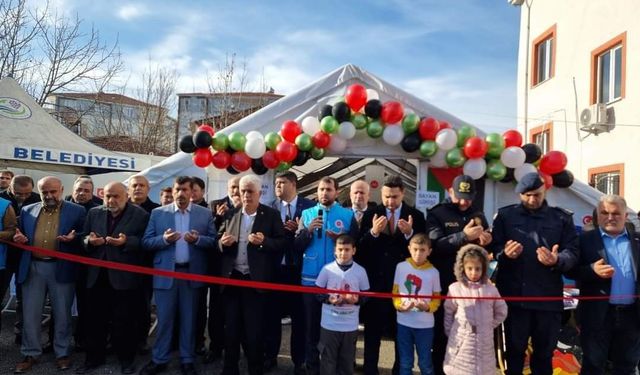 Gölbaşı'nda yoğun katılımla Filistin'e destek kermesi düzenlendi