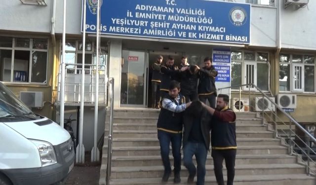 Güvenlik kamerasına yansıyan silahlı kavgada 2 kişi tutuklandı  - Videolu Haber