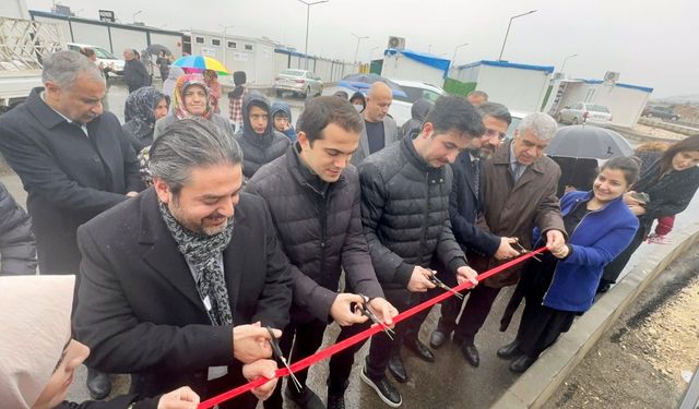 Adıyaman'da Konteyner Kentteki gençler kütüphanelerine kavuştu