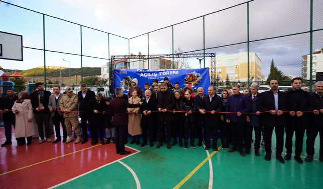 Yakup Taş Park düzenlenen törenle açıldı