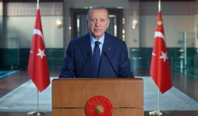 Cumhurbaşkanı Erdoğan: "Soydaşlarımız hayati rol üstleniyor"