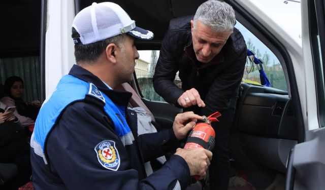 Zabıta ve polisten okul güvenliği denetimi  - Videolu Haber