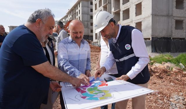 Vali Osman Varol İndere deprem konutlarını inceledi 