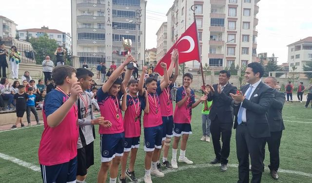 Sınıflar Arası Futsal Turnuvası Final maçı oynandı 