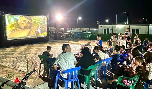 Adıyaman'da çocuklar açık hava sineması etkinliği düzenlendi