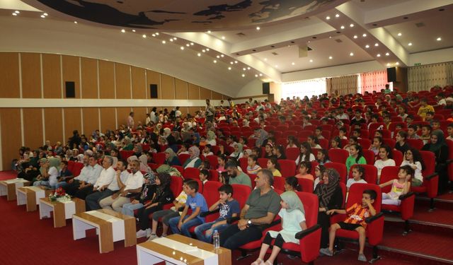 Şenlikte Buluşuyoruz programı düzenlendi  - Videolu Haber