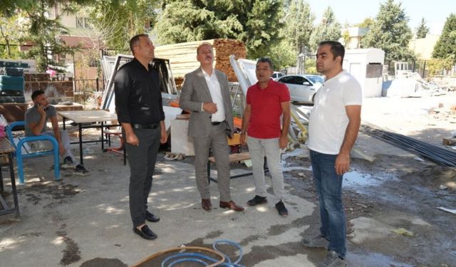 Adıyaman’da okul inşaatları ve güçlendirme çalışmaları yerinde incelendi 