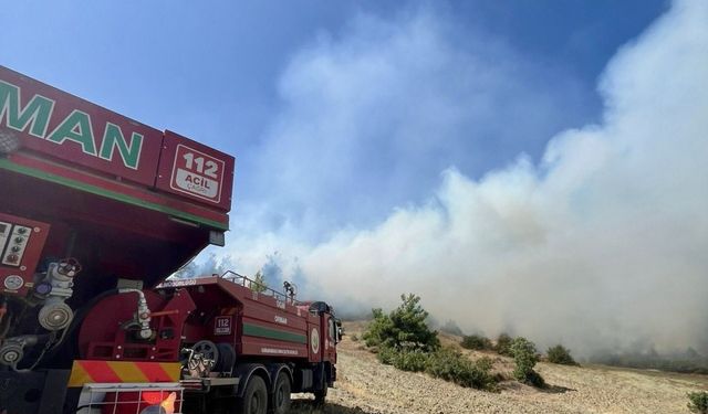 Kahramanmaraş Onikişubat’ta orman yanıyor  