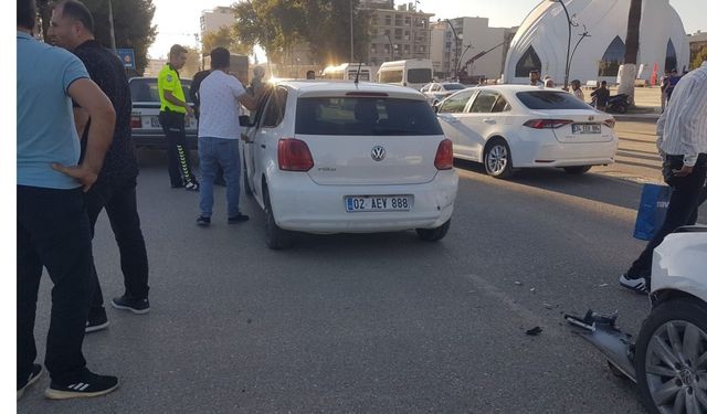 Adıyaman'da ani fren kazası: Trafik kısa sürede açıldı 