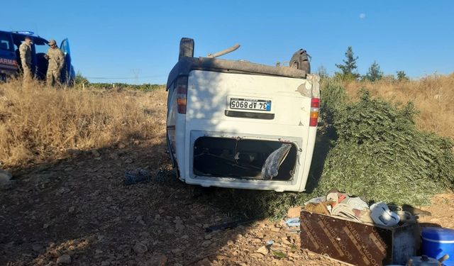 Şanlıurfa’da minibüs devrildi: 5 yaralı 