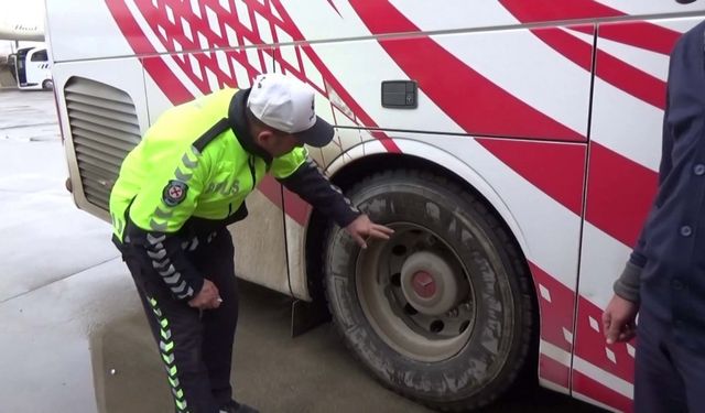 Adıyaman’da kış lastiği denetimi başladı  - Videolu Haber