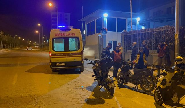 Adıyaman’da otomobille çarpışan motosikletin sürücüsü yaralandı  - Videolu Haber