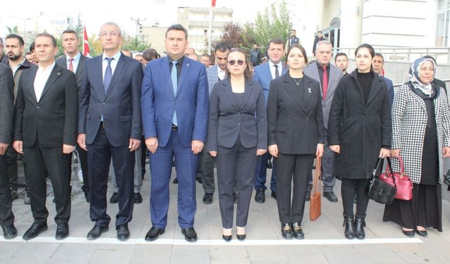 Atatürk, ebediyete irtihalinin 86. yılında Kahta'da törenle anıldı