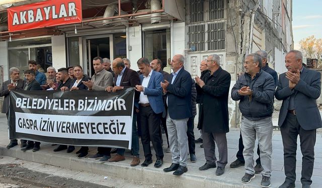 DEM Parti Adıyaman İl Başkanlığı: 'Kayyum darbesinde ısrar, siyasi tükenmişliğin göstergesidir'