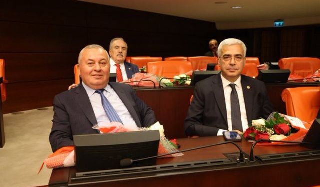 İstanbul Milletvekili Cemal Enginyurt Demokrat Parti’den istifa etti 