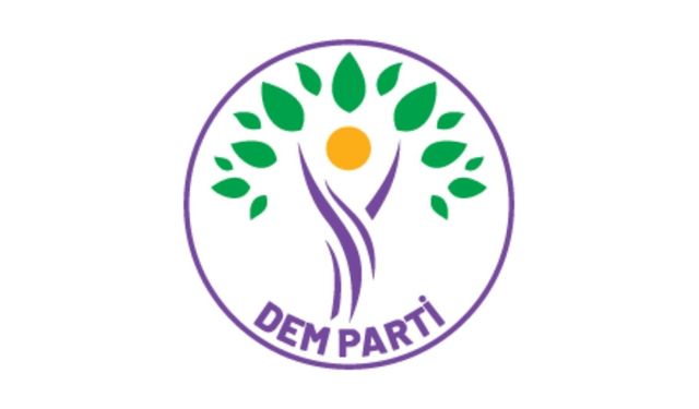 DEM Parti Heyeti İmralı’da Öcalan ile görüştü 