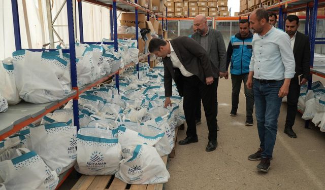 Adıyaman Belediyesi Ramazan Ayında ihtiyaç sahiplerine destek olmaya devam ediyor  - Videolu Haber
