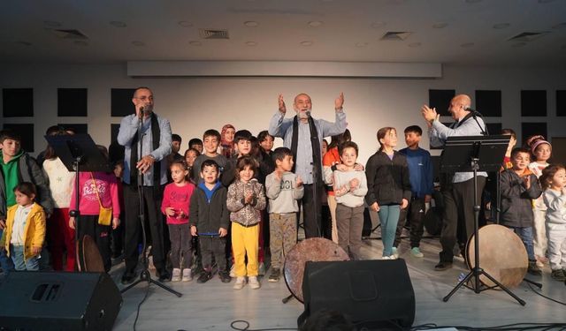 Grup Tillo’dan Adıyaman’da unutulmaz ilahi gecesi  - Videolu Haber