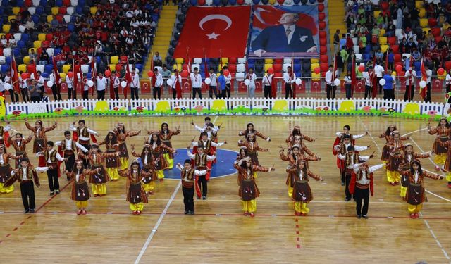 Adıyaman’da ‘23 Nisan Ulusal Egemenlik ve Çocuk Bayramı’ kutlandı 