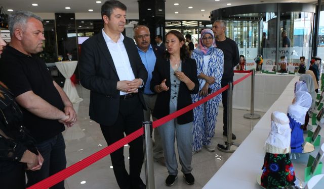 Adıyaman’da 'Maziden Atiye Adıyaman' folklorik bebek sergisi açıldı  - Videolu Haber