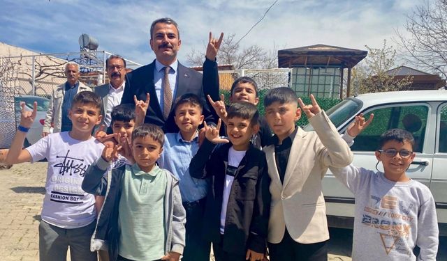 MHP Adıyaman İl Başkanı Ali Önat: 'Milli Egemenliğin Teminatı Çocuklarımızdır' 