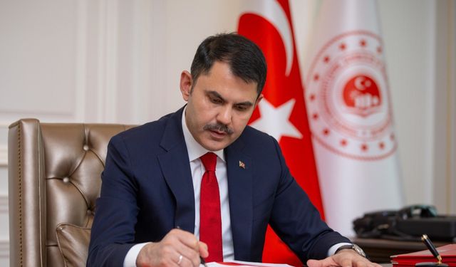 Murat Kurum: 'İstanbul'da incelenen 18 bin binadan 1.640'ı az hasarlı çıktı'